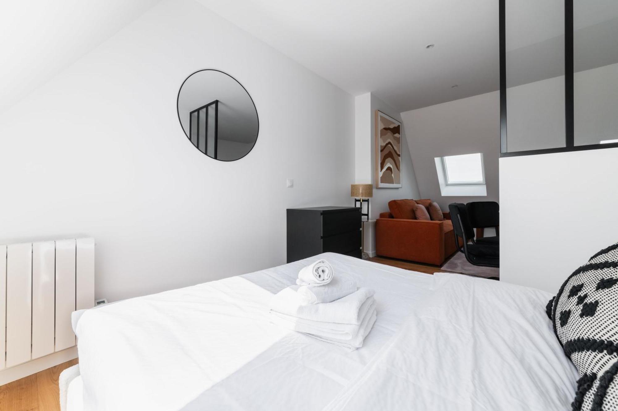 2 Pieces Refait A Neuf Dernier Etage - Paris 19 - 4P - Flat-Guest Daire Dış mekan fotoğraf